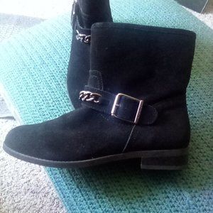 Vionic Black Suede Boots